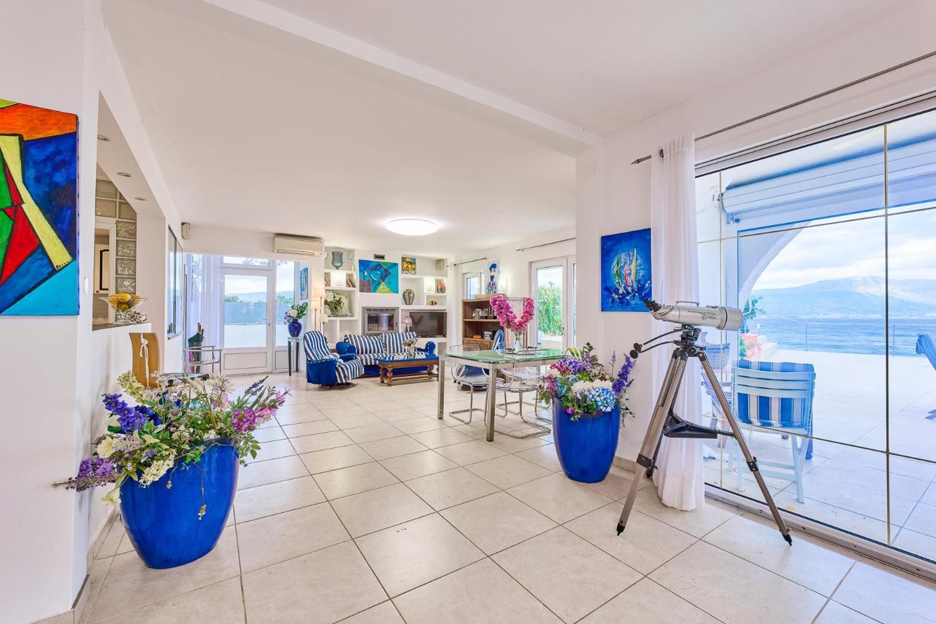 Villa Unique Sur La Plage Pour Des Vacances Inoubliables En Famille Ou Entre Amis Pour 10 Personnes Слатине Экстерьер фото